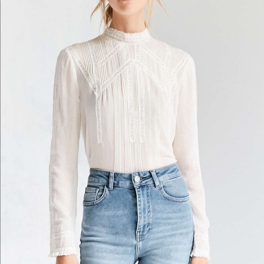 ISO UO kimchi blue victorian mock neck blouse